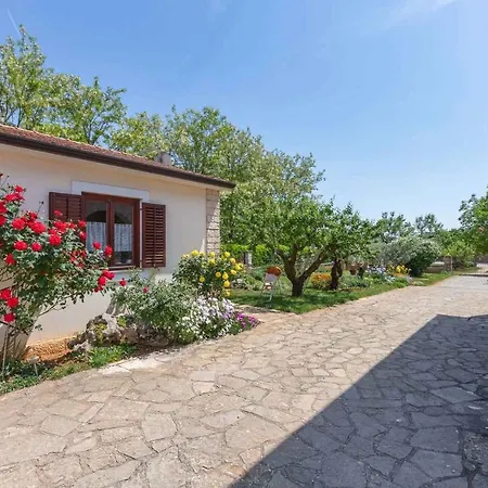 In Vrvari With One-bedroom 2 *
